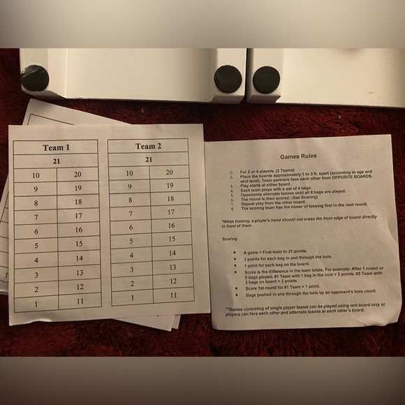 New York Giants table top corn hole game - Picture 5 of 5